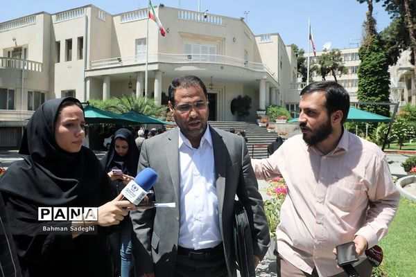 اعضای هیأت دولت در جمع خبرنگاران- ۲۰ اردیبهشت