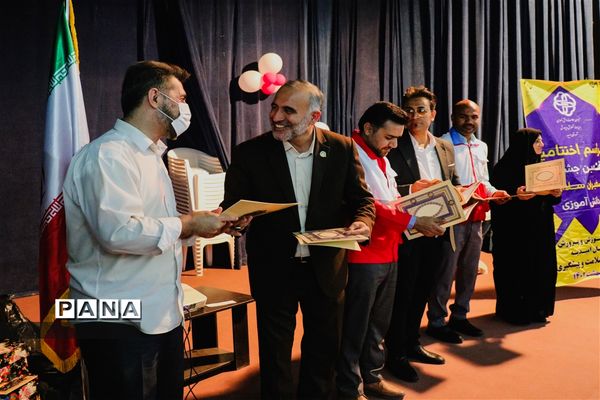 اختتامیه جشنواره سفیران سلامت در شهرستان امیدیه