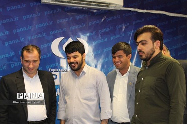 تجلیل رئیس سازمان دانش‌آموزی کشور از کارکنان این سازمان در فارس