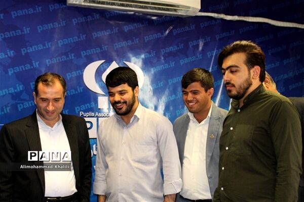 تجلیل رئیس سازمان دانش‌آموزی کشور از کارکنان این سازمان در فارس