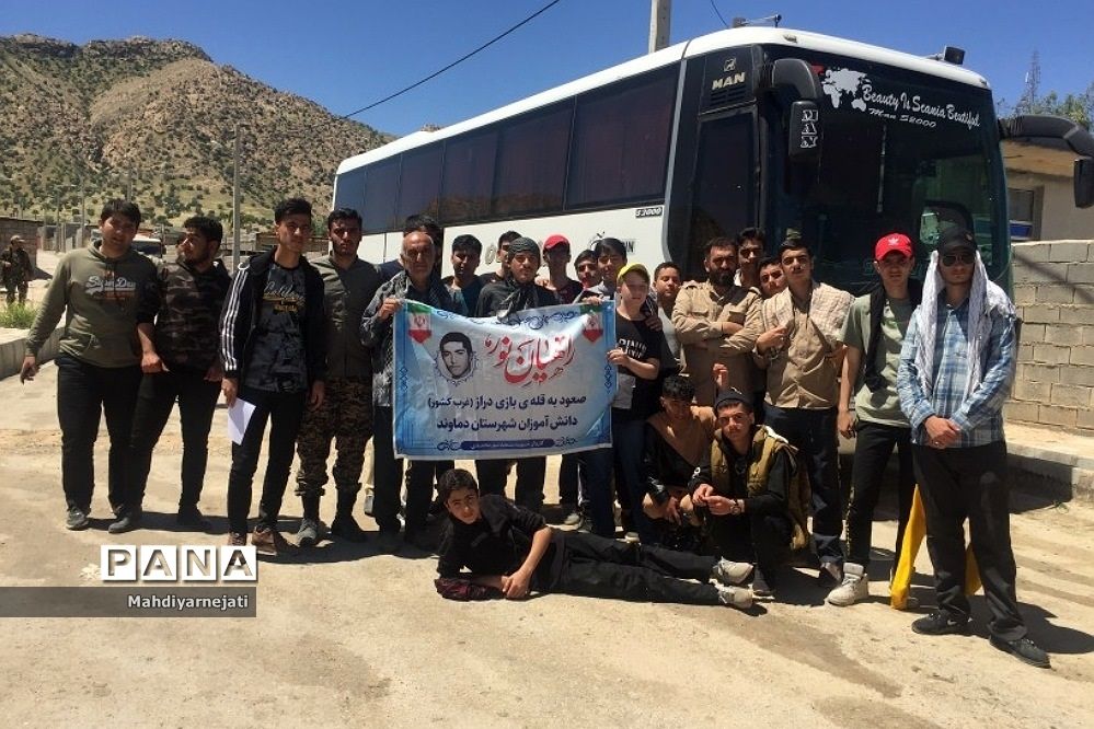 پسران رودهن در اردوی راهیان نور و بازدید از مناطق جنگی