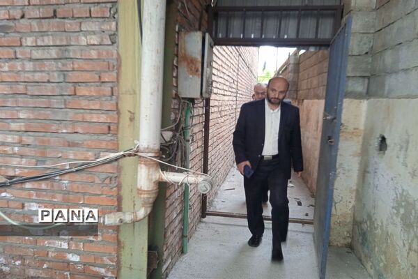 بازدید سرزده رئیس سازمان نوسازی و تجهیز مدارس کشور از کانون فرهنگی تربیتی محمودآباد