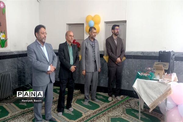 مراسم اختتامیه فعالیت‌های قرآنی دانش‌آموزان دبستان ساجده منطقه ۱۴