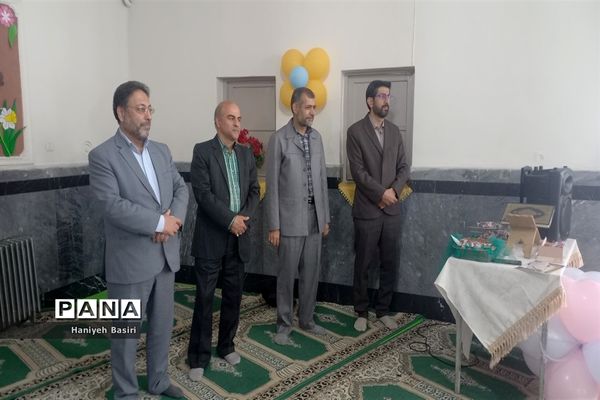 مراسم اختتامیه فعالیت‌های قرآنی دانش‌آموزان دبستان ساجده منطقه ۱۴