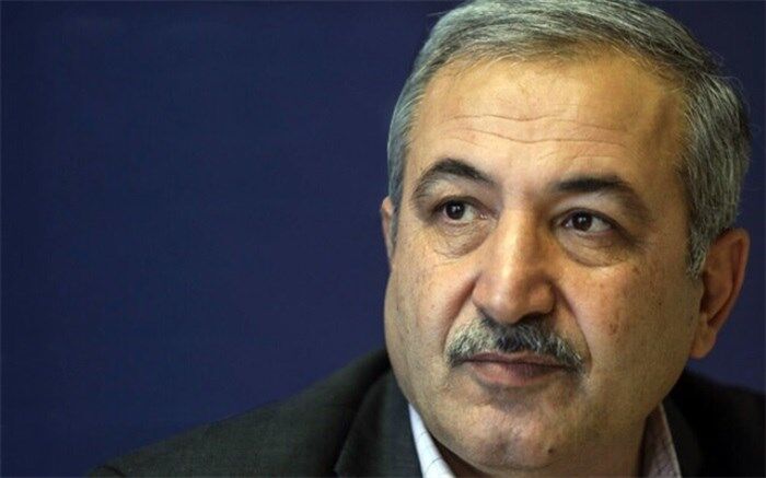 شعار سال برای خروج از وضعیت فعلی اقتصاد باید به هر طریقی اجرا شود