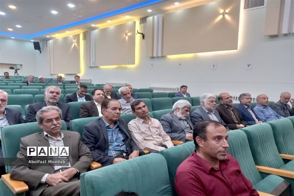 مراسم «باغبان گل‌هاباش» در کاشمر
