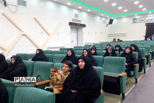 مراسم «باغبان گل‌هاباش» در کاشمر