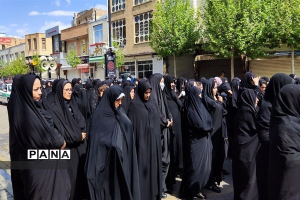 مراسم تشییع پیکر شهید مدافع امنیت در زنجان