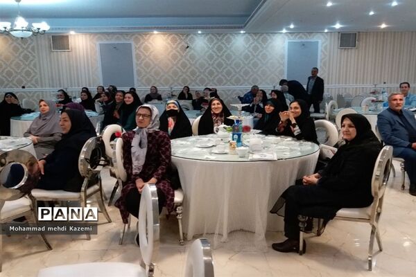 آیین تجلیل از بازنشستگان آموزش و پرورش استثنایی شهر تهران