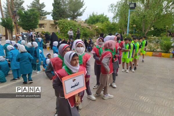 حضور دانش‌آموزان شهرستان اقلید در جشنواره فرهنگی ورزشی بازی‌های فکری مقطع ابتدایی