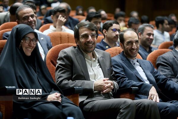 اختتامیه بیست و چهارمین جشنواره جوان خوارزمی در بخش دانش آموزی