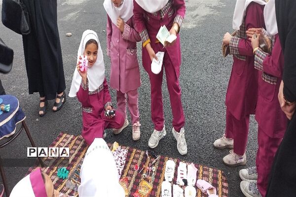 برگزاری بازارچه کسب و کار دانش‌آموزی در دبستان بوستان شهرستان بن