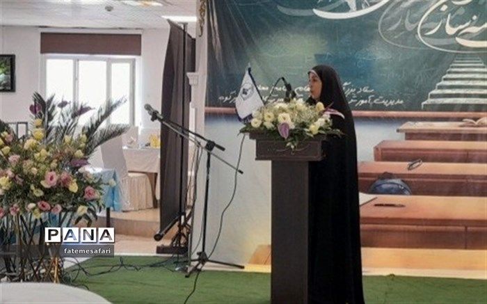 برگزاری همایش گرامیداشت مقام معلم در شهرستان فیروزکوه