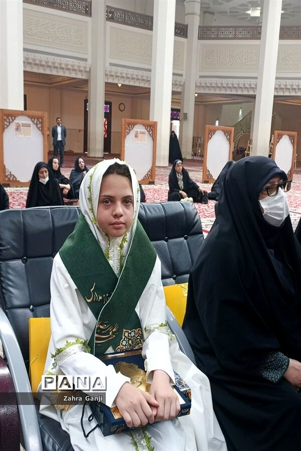 برگزاری اجلاسیه سراسری نماز دانش‌آموزی در شیراز