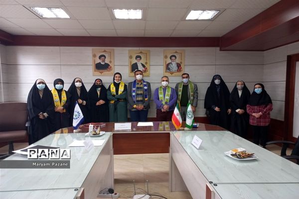 برگزاری نشست شورای دانش‌آموزی منطقه ملارد و تقدیر از دانش‌آموزان فعال