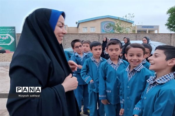 آیین خشت‌گذاری مدارس در شهرستان ورامین