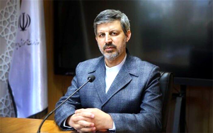 رونمایی از کتاب «دلنوشته‌های فرشته‌ها» در اجلاس نماز دانش‌آموزی