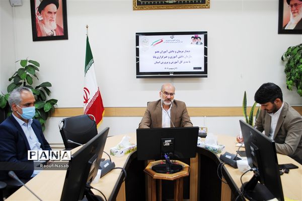 مراسم سالروز تأسیس سازمان دانش آموزی در خراسان جنوبی