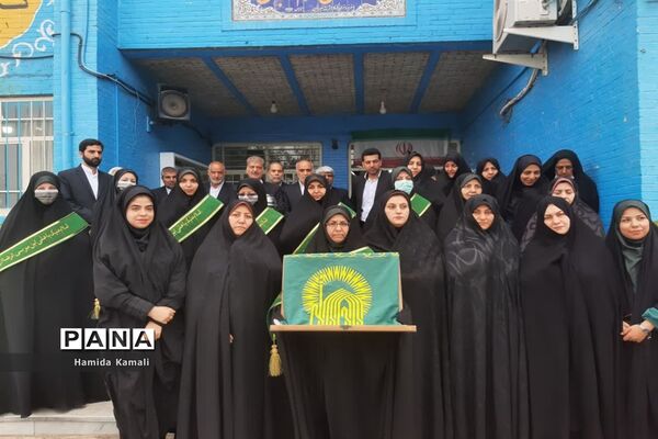 برپایی صبحگاه رضوی در دبستان سوم شعبان ناحیه یک یزد