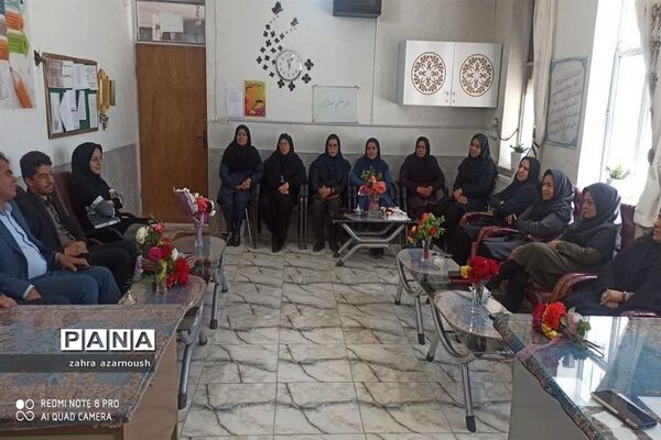 بزرگداشت مقام معلم در دبستان فاطمیه خاتم