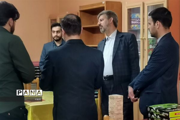 بازدید معاون پرورشی وزیر و رئیس سازمان دانش‌آموزی جمهوری اسلامی ایران و قائم مقام سازمان دانش‌آموزی از کتابخانه دانش‌آموز سازمان دانش‌آموزی استان فارس