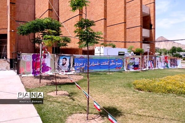 آماده‌سازی نمایشگاه دستاوردهای هوافضا برای بازدید گروه‌های دانش‌آموزی استان قم