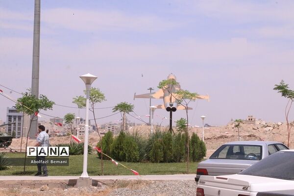 آماده‌سازی نمایشگاه دستاوردهای هوافضا برای بازدید گروه‌های دانش‌آموزی استان قم