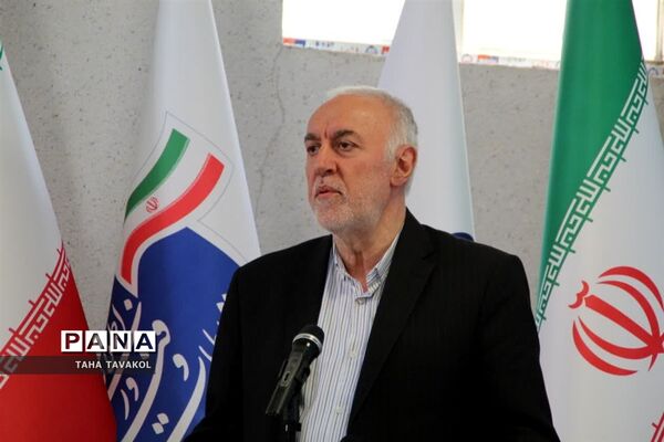آیین امضای تفاهم‌نامه و آغاز عملیات اجرایی اتصال پرسرعت مدارس کشور از طریق فیبر نوری fttx