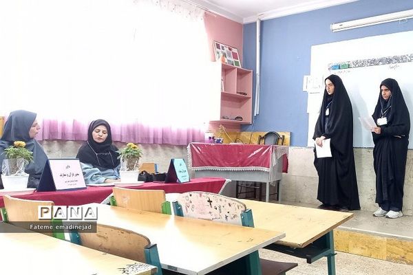 داوری منطقه‌ای جشنواره نوجوان خوارزمی در دبیرستان تربیت رودهن