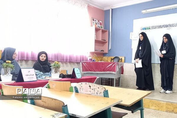 داوری منطقه‌ای جشنواره نوجوان خوارزمی در دبیرستان تربیت رودهن