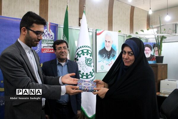 بازدید معاون نهضت سواد‌آموزی آموزش و پرورش استان بوشهر از سازمان دانش‌آموزی استان