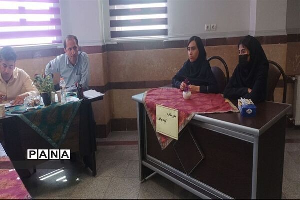 نهمین جشنواره نوجوان خوارزمی با محور مناظره علمی در دبیرستان ناحیه 3 کرج