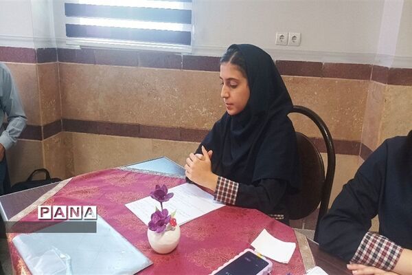 نهمین جشنواره نوجوان خوارزمی با محور مناظره علمی در دبیرستان ناحیه 3 کرج