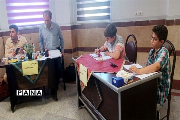 نهمین جشنواره نوجوان خوارزمی با محور مناظره علمی در دبیرستان ناحیه 3 کرج