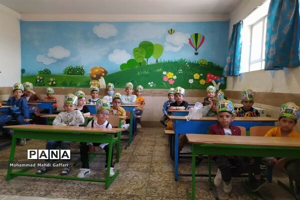 جشن الفبا در دبستان شهید آیت اسلامشهر