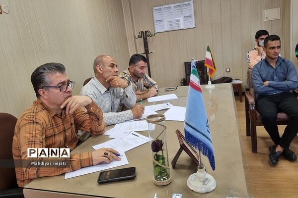 اجرای طرح ایستگاه گفتمان برای اولین‌بار در دبیرستان پسرانه سما رودهن