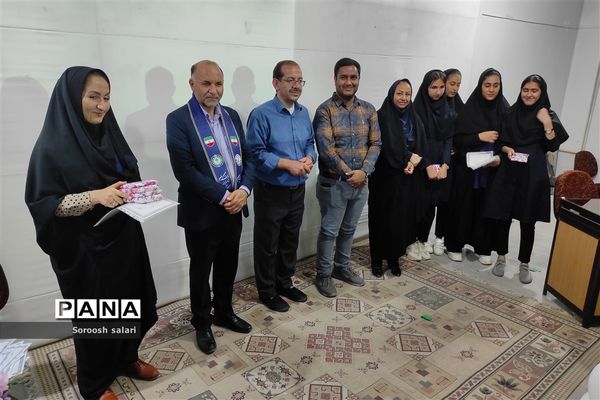 تقدیر از داوران و دانش آموزان برتر المپیاد رویش (بازی های فکری) سازمان دانش آموزی داراب