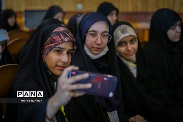 اختتامیه مسابقات قرآن کریم دختران دانش‌آموز استان قم
