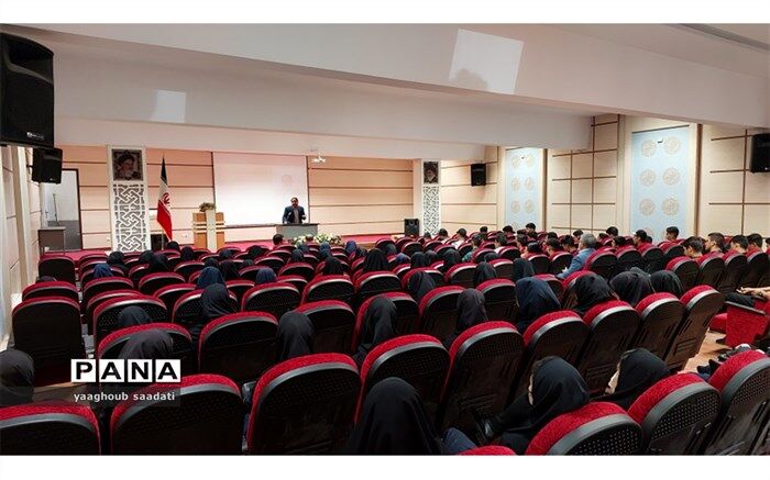 رقابت ۲۱۵ دانش‌آموز فیروزه ای در کنکور سراسری امسال