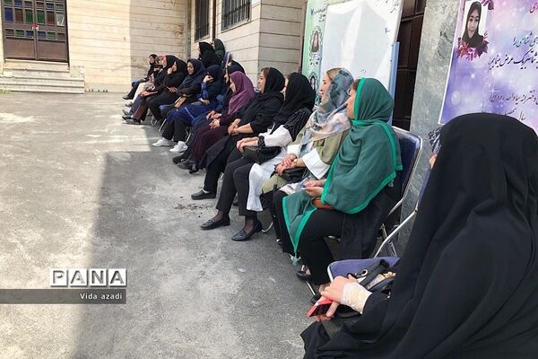 تقدیر از دانش‌آموزان فعال دبیرستان دخترانه سما رودهن