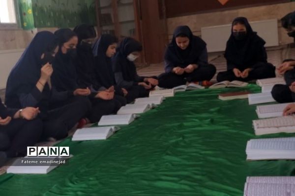 برگزاری آخرین محافل انس با قرآن در مدارس رودهن