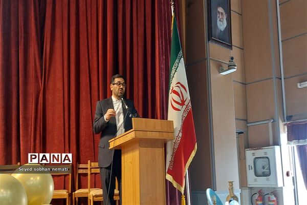 برگزاری همایش تقدیر از برگزیدگان جشنواره‌های  فرهنگی و هنری