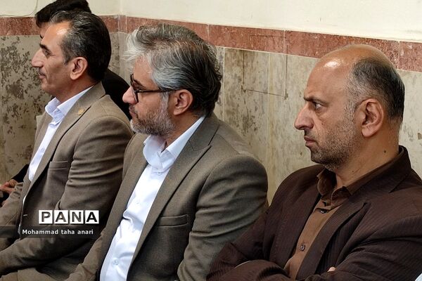 برگزاری هیات اندیشه‌ورز بسیج فرهنگیان در مرکز استعدادهای درخشان شهید بهشتی رودهن