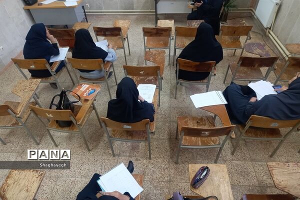 جلسه به روز رسانی و فعال‌سازی اکسل داوری مرحله مدرسه‌ای در دبیرستان عدالت شهر جوادآباد