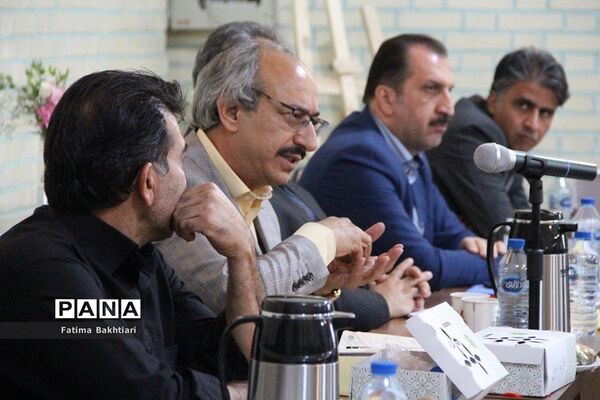 جلسه هم‌اندیشی مدیران مدارس نمونه‌دولتی شهرستان‌های استان تهران در ناحیه یک شهرری