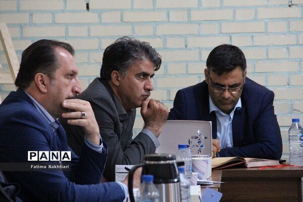 جلسه هم‌اندیشی مدیران مدارس نمونه‌دولتی شهرستان‌های استان تهران در ناحیه یک شهرری