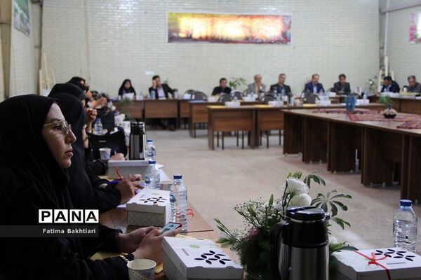 جلسه هم‌اندیشی مدیران مدارس نمونه‌دولتی شهرستان‌های استان تهران در ناحیه یک شهرری
