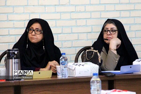 جلسه هم‌اندیشی مدیران مدارس نمونه‌دولتی شهرستان‌های استان تهران در ناحیه یک شهرری