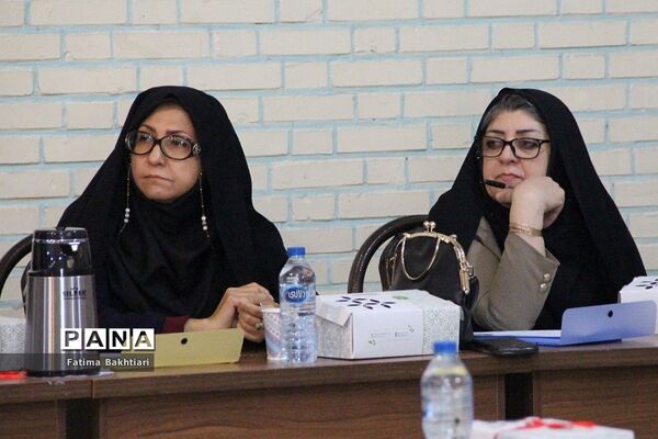 جلسه هم‌اندیشی مدیران مدارس نمونه‌دولتی شهرستان‌های استان تهران در ناحیه یک شهرری