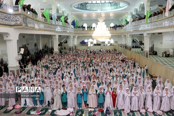 جشنواره نماز شکوفه‌ها در آباده